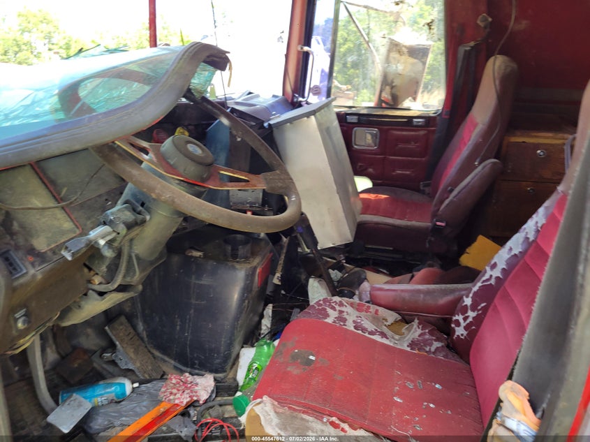 1994 White/gmc Aero VIN 4V1WDBRF0RN673342 IAAI salvage auction — NORMAL WEAR, Clear-Dealer Only (North Carolina), sold $2,200 on 2026-07-14 (photo 5)