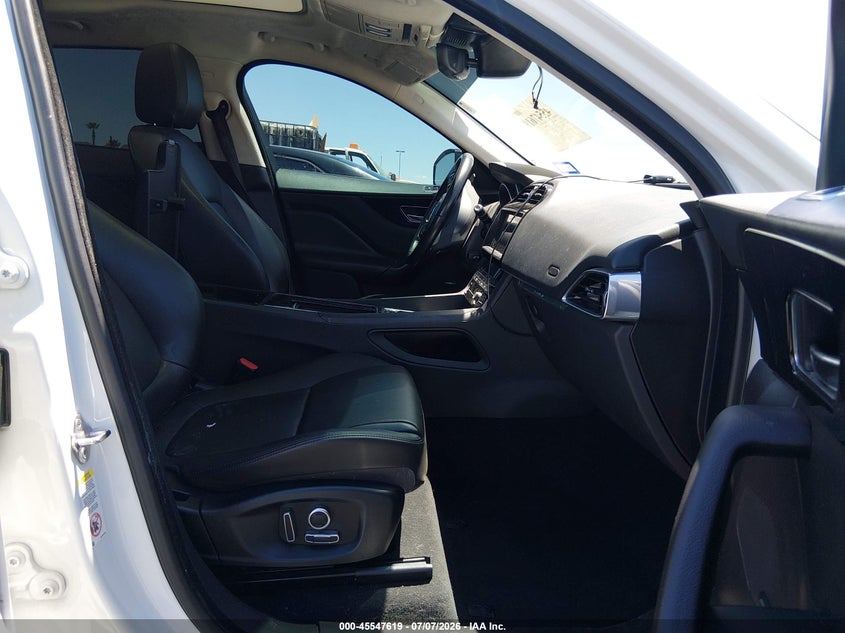 2020 Jaguar F-pace VIN SADCJ2FX3LA617776 IAAI salvage auction — NORMAL WEAR, Clear (Texas), sold $3,050 on 2026-07-31 (photo 5)