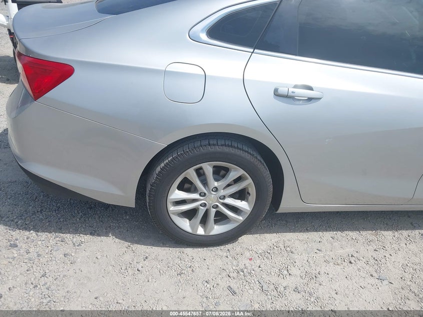 2017 Chevrolet Malibu VIN 1G1ZE5ST9HF111841 IAAI salvage auction — SIDE, Salvage (Ohio), sold $2,000 on 2026-07-26 (photo 6)