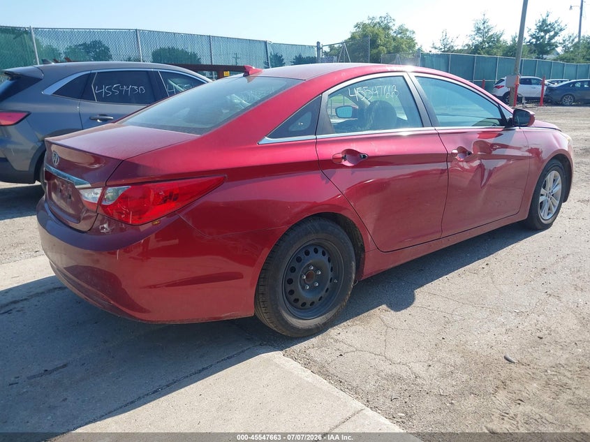 2012 Hyundai Sonata VIN 5NPEB4AC2CH470912 IAAI salvage auction — LEFT & RIGHT, Salvage (Indiana), sold $850 on 2026-08-21 (photo 4)