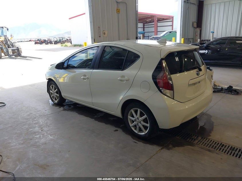 2015 Toyota Prius c VIN JTDKDTB39F1111543 IAAI salvage auction — FRONT END, Salvage (Utah), sold $2,500 on 2026-07-27 (photo 3)