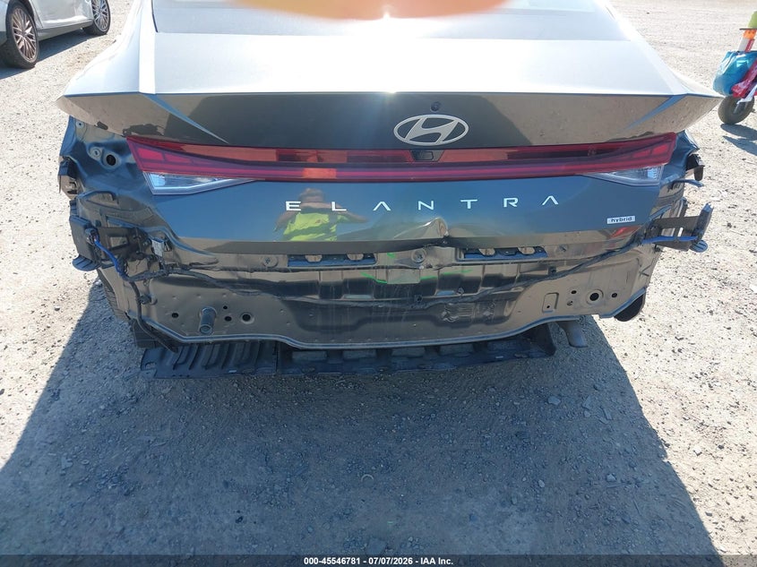2025 Hyundai Elantra VIN KMHLN4DJ7SU162935 IAAI salvage auction — REAR END, Enterprise Vehicles Clear Only (California), sold $7,600 on 2026-07-08 (photo 6)