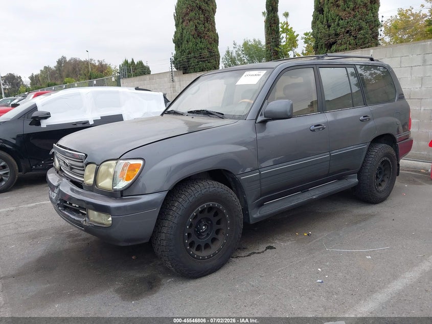 2003 Lexus Lx 470 VIN JTJHT00W233531599 IAAI salvage auction — FRONT END, Salvage (California), sold $5,000 on 2026-07-23 (photo 2)