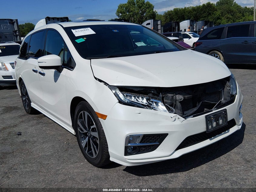 2018 Honda Odyssey VIN 5FNRL6H97JB089993 — IAAI salvage auction photo