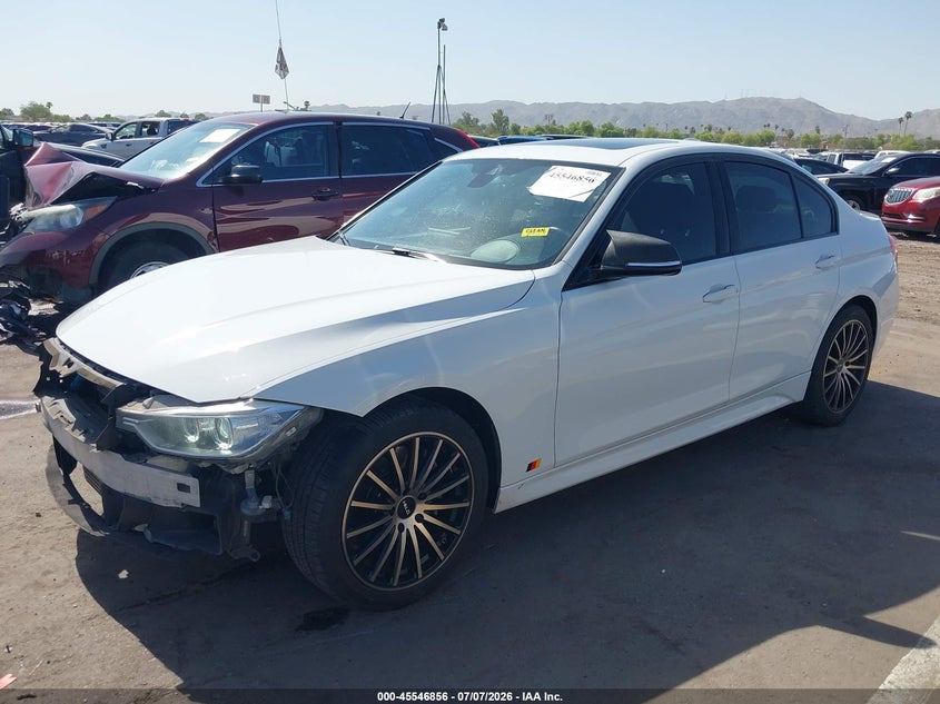 2013 BMW 3er VIN WBA3B9C57DF585744 IAAI salvage auction — SIDE, Salvage (Arizona), sold $2,100 on 2026-07-15 (photo 2)