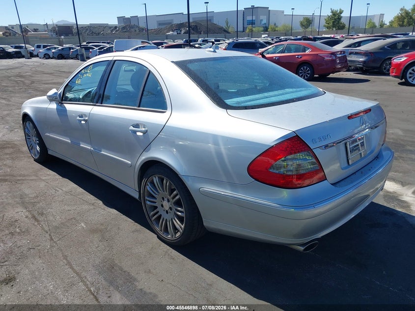 2008 Mercedes-benz E-class VIN WDBUF56X58B358291 IAAI salvage auction — RIGHT SIDE, Salvage Certificate (California), sold $450 on 2026-08-28 (photo 3)