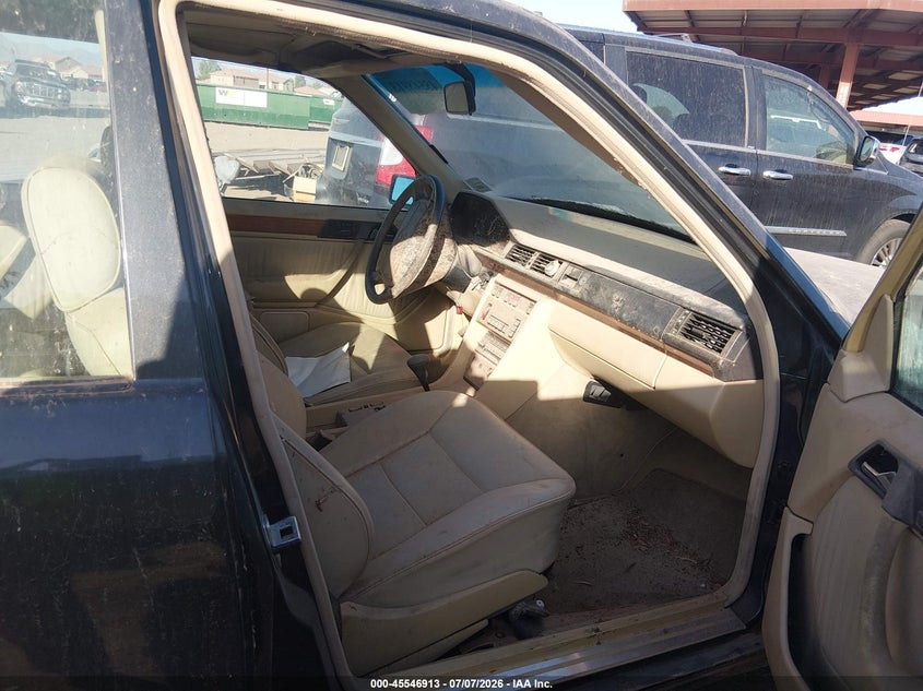 1990 Mercedes-benz 300 VIN WDBEA30D5LB259176 IAAI salvage auction — NORMAL WEAR, Clear-Dealer Only (Arizona), sold $600 on 2026-07-28 (photo 5)