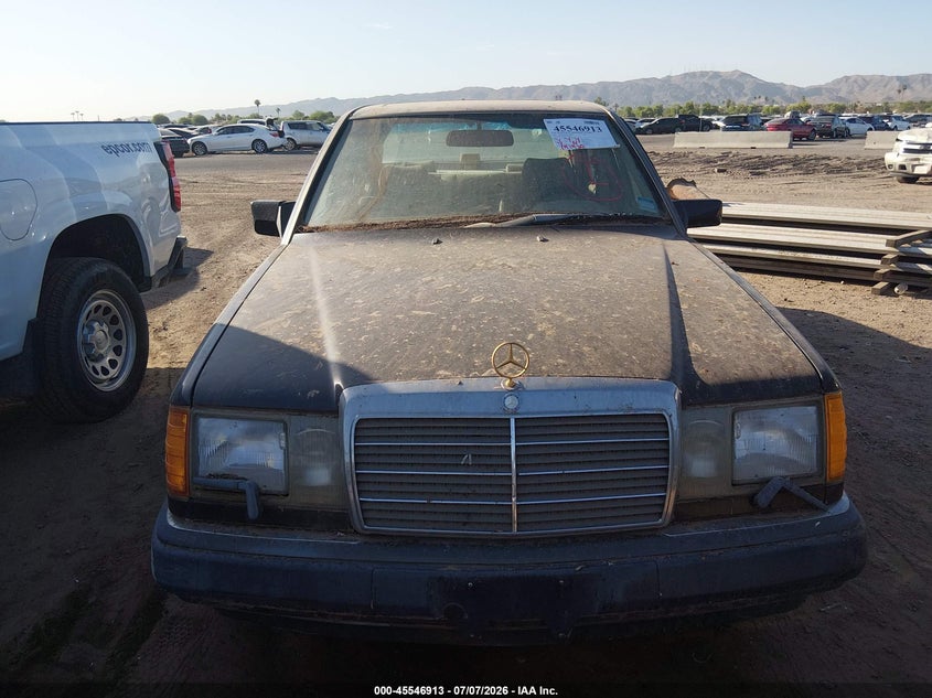 1990 Mercedes-benz 300 VIN WDBEA30D5LB259176 IAAI salvage auction — NORMAL WEAR, Clear-Dealer Only (Arizona), sold $600 on 2026-07-28 (photo 6)