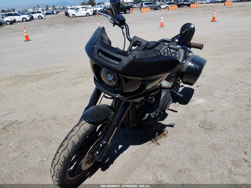 2024 Harley-davidson Low rider VIN 1HD1YXZ21RB019876 IAAI salvage auction — LEFT SIDE, Salvage Title, sold $8,200 on 2026-09-30 (photo 2)