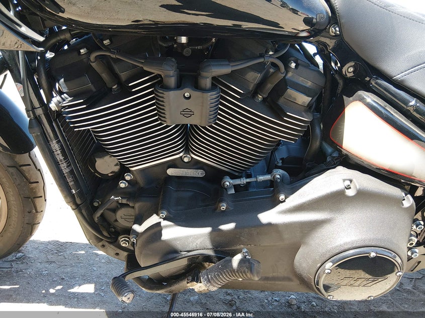 2024 Harley-davidson Low rider VIN 1HD1YXZ21RB019876 IAAI salvage auction — LEFT SIDE, Salvage Title, sold $8,200 on 2026-09-30 (photo 9)