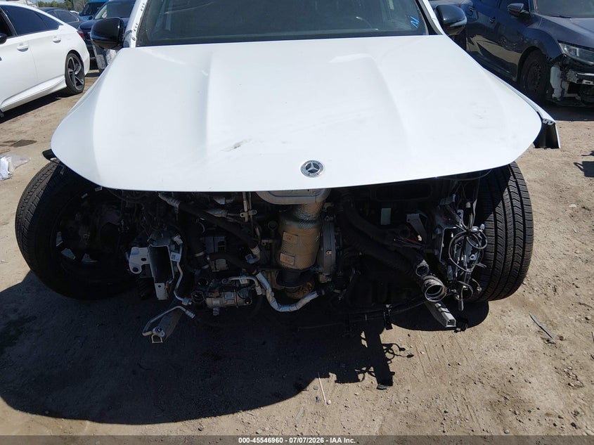 2022 Mercedes-benz Glb VIN W1N4M4HB3NW201987 IAAI salvage auction — RIGHT FRONT, Salvage (California), sold $10,200 on 2026-07-29 (photo 6)