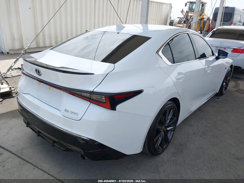 2025 Lexus Is VIN JTHBA1D24S5135638 IAAI salvage auction — LEFT SIDE, Salvage Title, sold $14,000 on 2026-07-29 (photo 4)