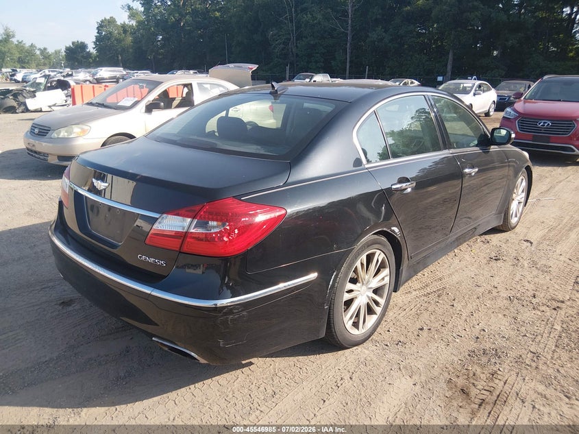 2014 Hyundai Genesis VIN KMHGC4DD9EU261777 IAAI salvage auction — NORMAL WEAR, Clear (Maryland), sold $750 on 2026-07-29 (photo 4)