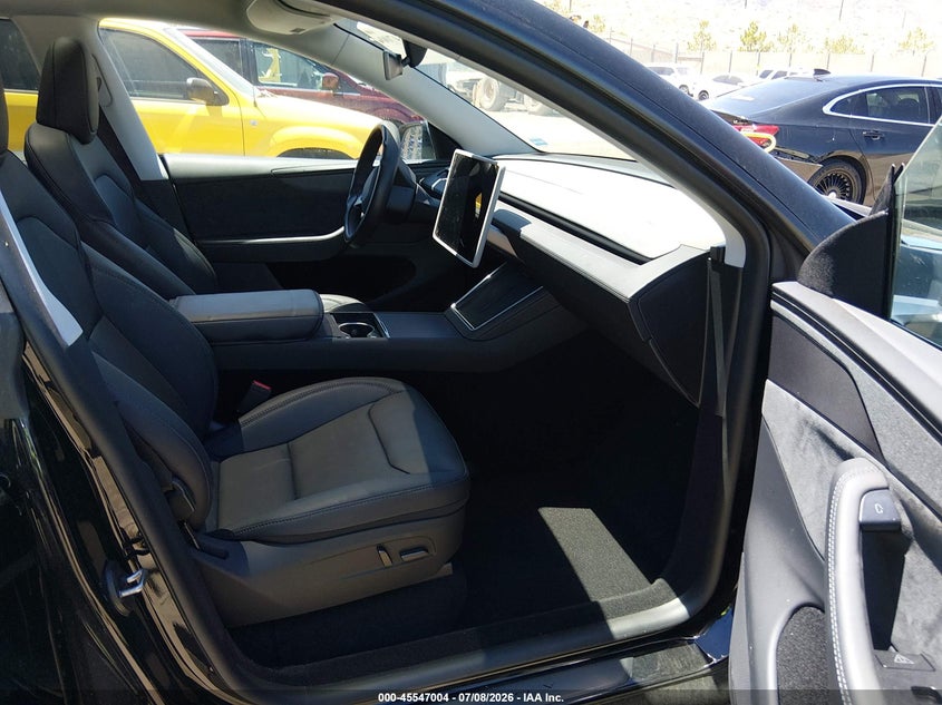 2026 Tesla Model y VIN 7SAYGDEE6TF426939 IAAI salvage auction — LEFT REAR, Wait Title, sold $28,850 on 2026-09-17 (photo 5)