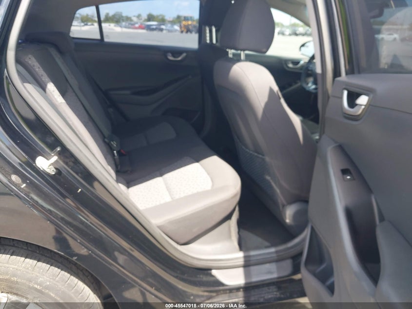 2017 Hyundai Ioniq VIN KMHC65LC1HU027688 IAAI salvage auction — FRONT END, Salvage Title, sold $25 on 2026-07-29 (photo 8)