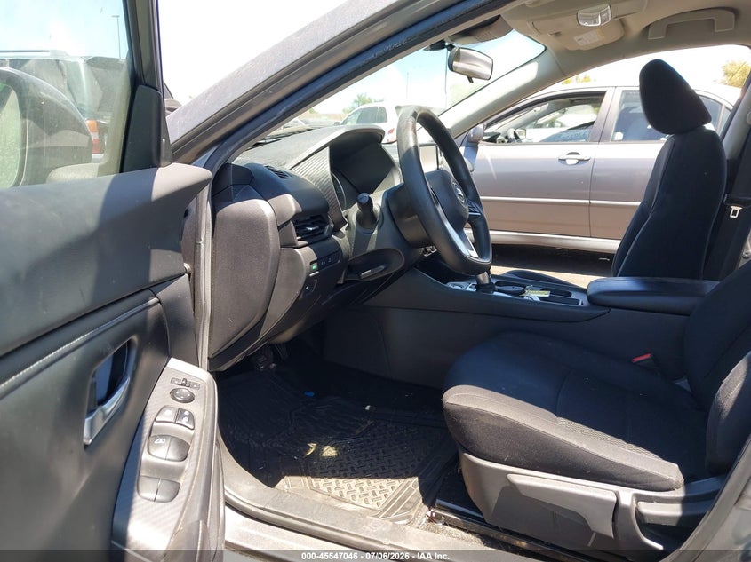 2021 Nissan Sentra VIN 3N1AB8BVXMY244923 IAAI salvage auction — RIGHT SIDE, Salvage Title, sold $2,250 on 2026-07-26 (photo 5)