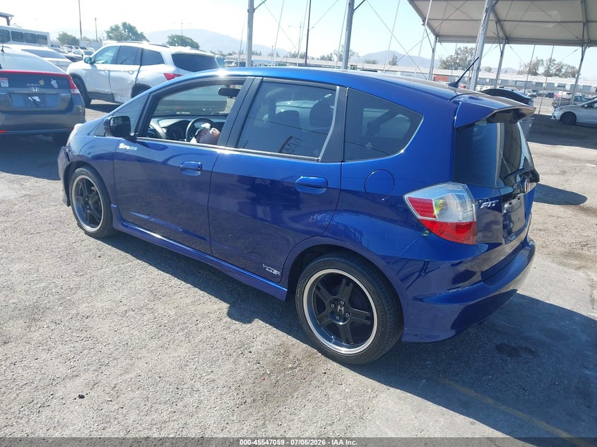 2013 Honda Fit VIN JHMGE8H69DC011301 IAAI salvage auction — RIGHT FRONT, Salvage (California), sold $825 on 2026-07-28 (photo 3)