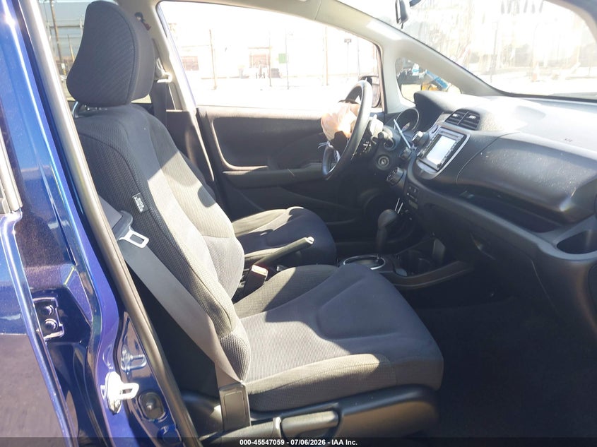 2013 Honda Fit VIN JHMGE8H69DC011301 IAAI salvage auction — RIGHT FRONT, Salvage (California), sold $825 on 2026-07-28 (photo 5)