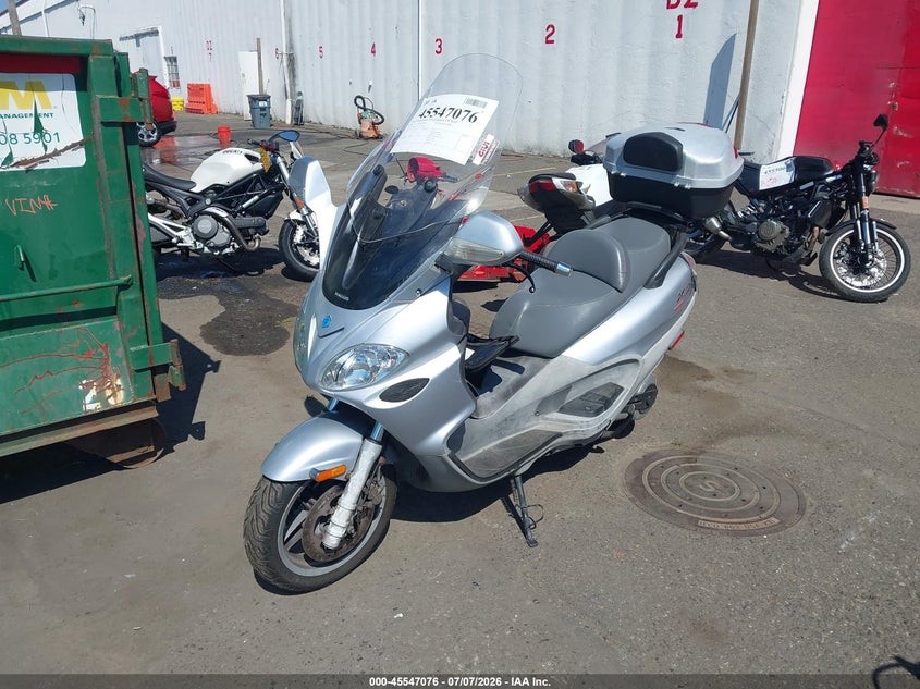 2007 Piaggio X9 evolution VIN ZAPM270W575001990 IAAI salvage auction — NORMAL WEAR, Clear-Dealer Only (Washington), sold $175 on 2026-07-16 (photo 2)