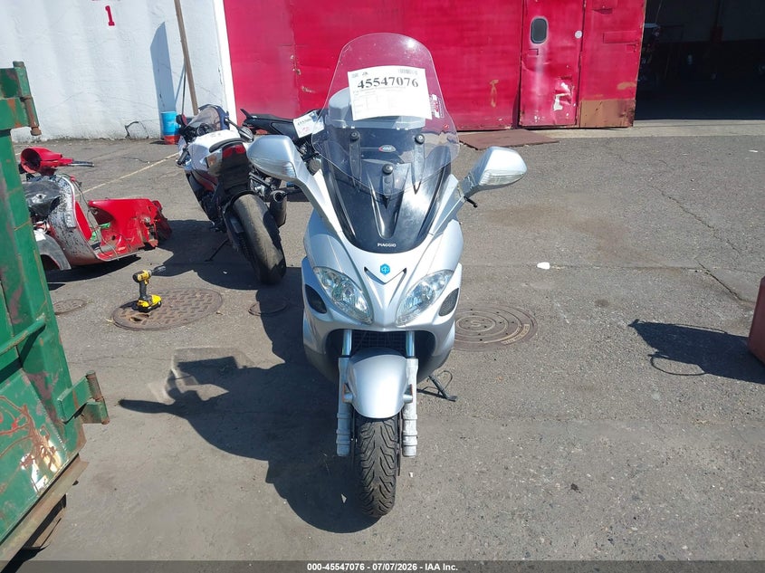 2007 Piaggio X9 evolution VIN ZAPM270W575001990 IAAI salvage auction — NORMAL WEAR, Clear-Dealer Only (Washington), sold $175 on 2026-07-16 (photo 5)
