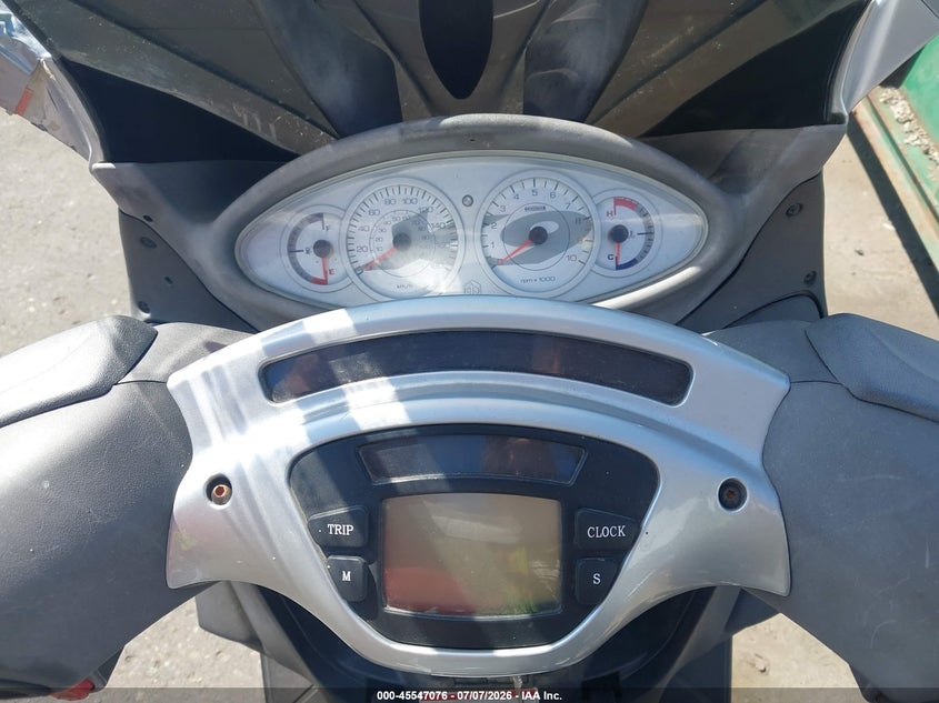 2007 Piaggio X9 evolution VIN ZAPM270W575001990 IAAI salvage auction — NORMAL WEAR, Clear-Dealer Only (Washington), sold $175 on 2026-07-16 (photo 7)