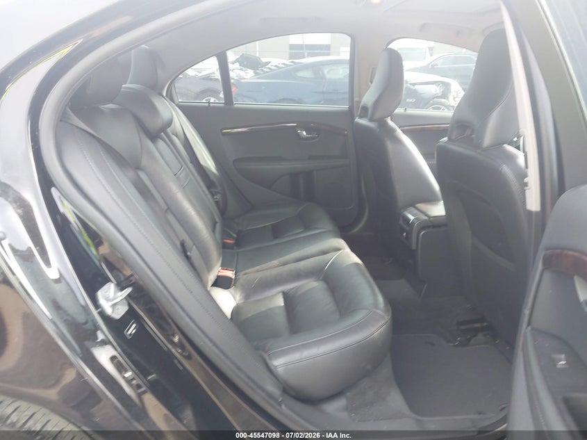 2016 Volvo S80 VIN YV140MAM4G1197148 IAAI salvage auction — NORMAL WEAR, Clear - Public Restricted (Oklahoma), sold $825 on 2026-07-29 (photo 8)