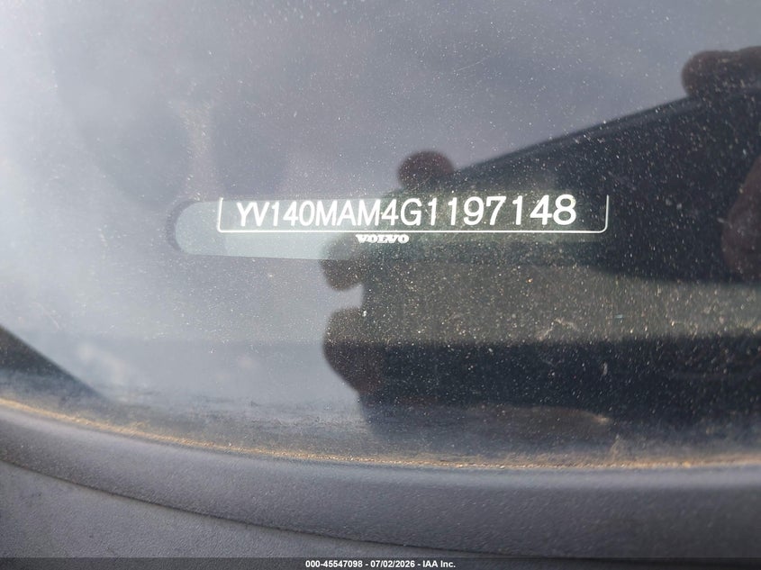 2016 Volvo S80 VIN YV140MAM4G1197148 IAAI salvage auction — NORMAL WEAR, Clear - Public Restricted (Oklahoma), sold $825 on 2026-07-29 (photo 9)