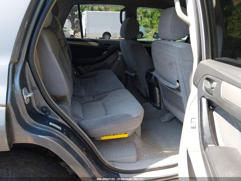 2004 Toyota 4runner VIN JTEBU14R540046520 IAAI salvage auction — NORMAL WEAR, Clear (Rhode Island), sold $2,125 on 2026-07-28 (photo 8)