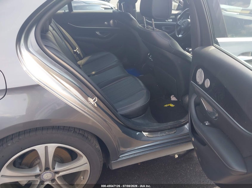 2017 Mercedes-benz E-klasse VIN WDDZF4KB4HA094987 IAAI salvage auction — FRONT END, Salvage Title, sold $3,050 on 2026-07-29 (photo 8)