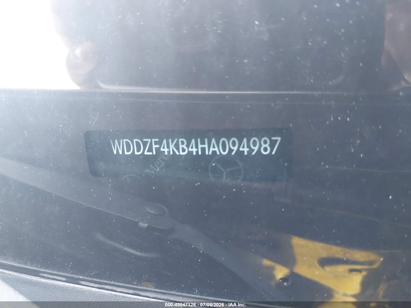 2017 Mercedes-benz E-klasse VIN WDDZF4KB4HA094987 IAAI salvage auction — FRONT END, Salvage Title, sold $3,050 on 2026-07-29 (photo 9)