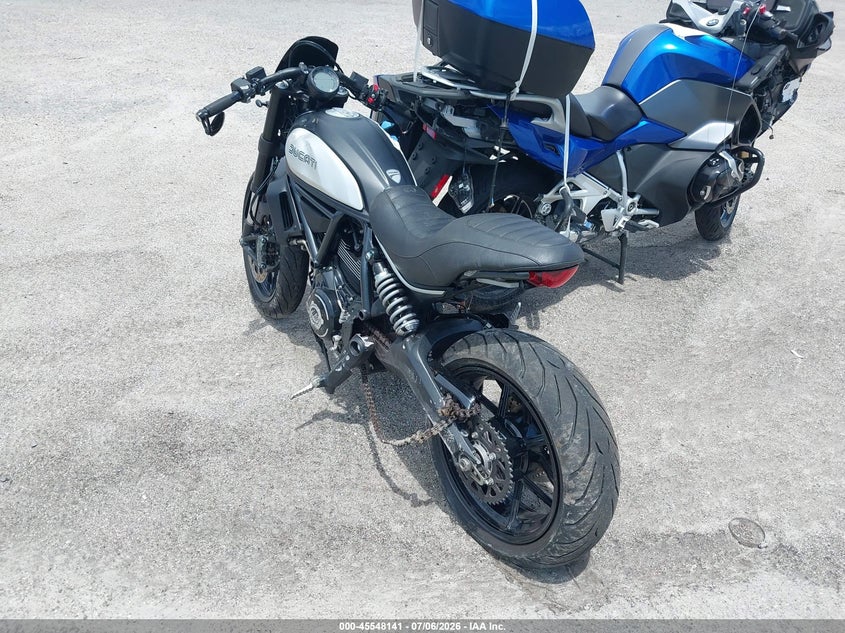 2022 Ducati Scrambler VIN ML0KAFPM7NT005851 IAAI salvage auction — LEFT SIDE, Certificate Of Destruction (Florida), sold $1,700 on 2026-07-29 (photo 3)