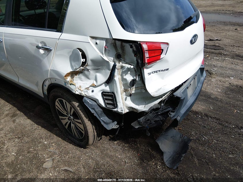 2015 Kia Sportage VIN KNDPCCAC1F7791638 IAAI salvage auction — REAR END, Clear (Virginia), sold $2,000 on 2026-07-30 (photo 6)