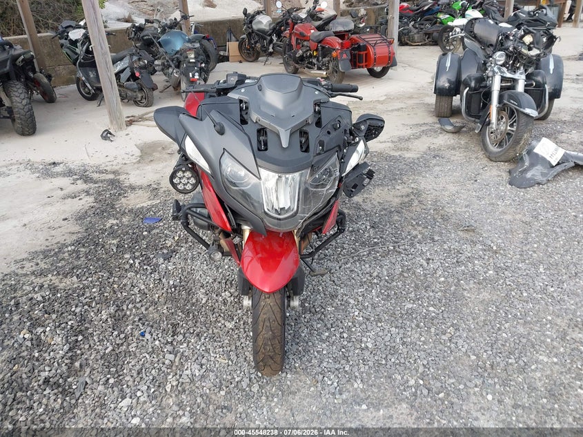 2020 BMW R 1250 VIN WB10J6301LZG39581 IAAI salvage auction — LEFT & RIGHT, Salvage (North Carolina), sold $3,100 on 2026-07-28 (photo 5)