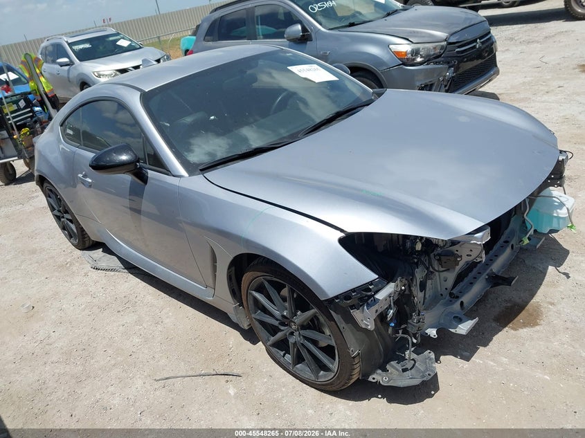 2025 Toyota Gr 86 VIN JF1ZNBE12S8758678 — IAAI salvage auction photo