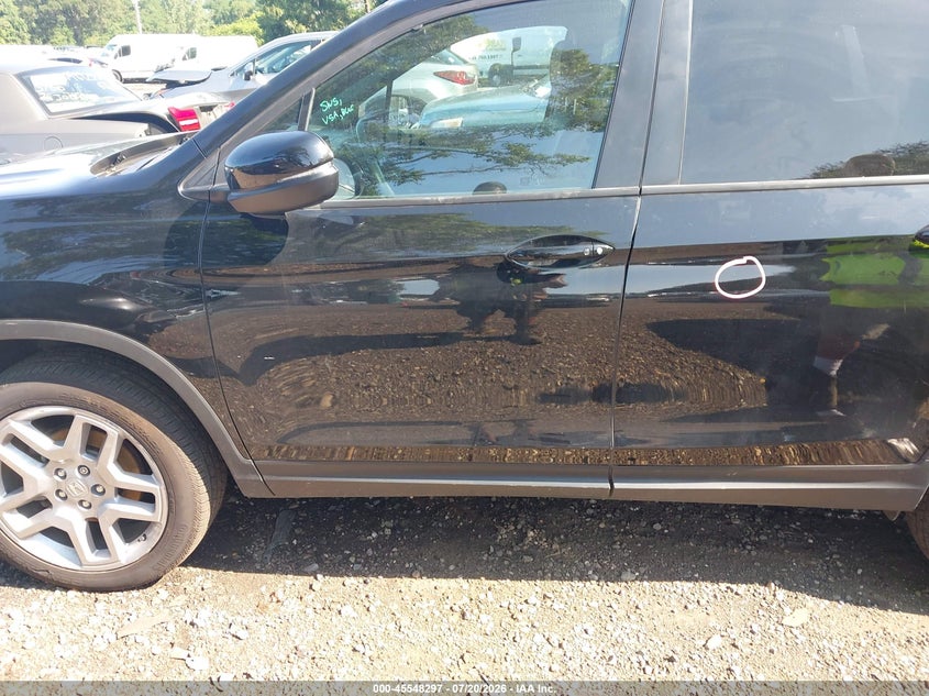 2025 Honda Passport VIN 5FNYF8H52SB012753 IAAI salvage auction — LEFT SIDE, Salvage Title, sold $11,900 on 2026-08-25 (photo 6)