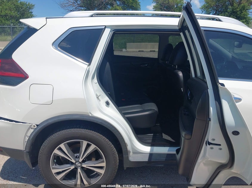 2018 Nissan Rogue VIN JN8AT2MV2JW304799 IAAI salvage auction — REAR END, Certificate Of Title (Nebraska), sold $4,100 on 2026-07-24 (photo 8)