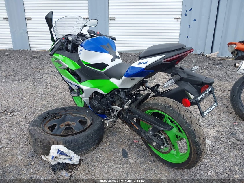 2024 Kawasaki Ninja VIN ML5EXGJ18RDA18525 IAAI salvage auction — UNKNOWN, Salvage Title, sold $1,750 on 2026-09-12 (photo 3)