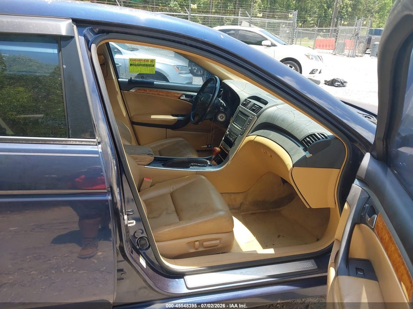 2004 Acura Tl VIN 19UUA662X4A020686 IAAI salvage auction — NORMAL WEAR, Clear (Mississippi), sold $250 on 2026-07-10 (photo 5)