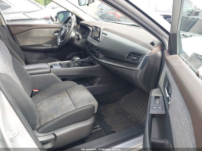 2023 Nissan Rogue VIN JN8BT3BA3PW417888 IAAI salvage auction — RIGHT FRONT, Salvage Title, sold $25 on 2026-07-23 (photo 5)