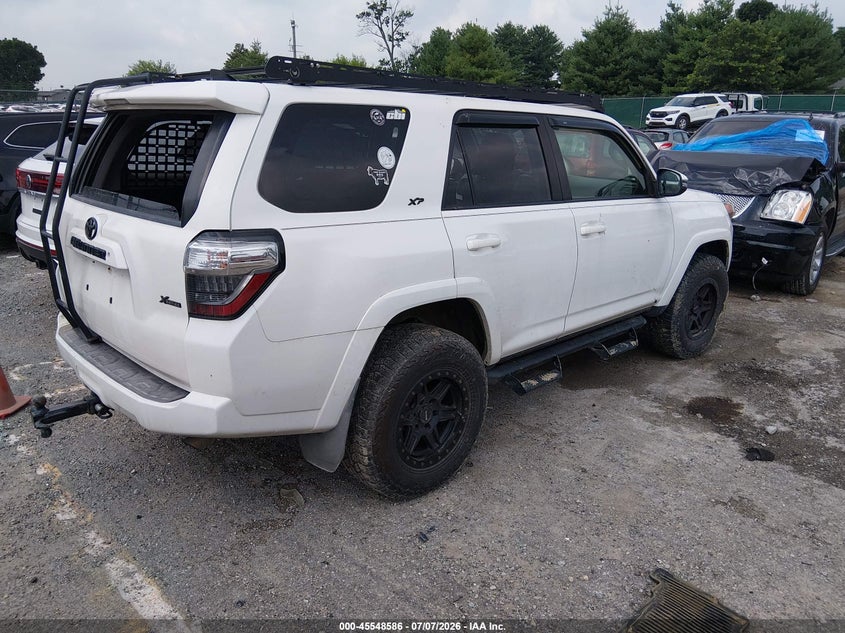 2019 Toyota 4runner VIN JTEBU5JR4K5666853 IAAI salvage auction — SIDE, Salvage (Kentucky), sold $10,300 on 2026-07-31 (photo 4)