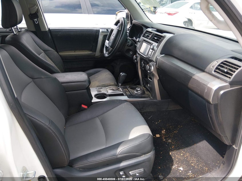 2019 Toyota 4runner VIN JTEBU5JR4K5666853 IAAI salvage auction — SIDE, Salvage (Kentucky), sold $10,300 on 2026-07-31 (photo 5)