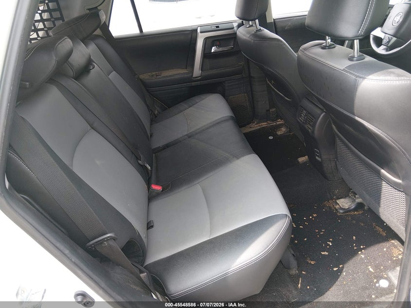 2019 Toyota 4runner VIN JTEBU5JR4K5666853 IAAI salvage auction — SIDE, Salvage (Kentucky), sold $10,300 on 2026-07-31 (photo 8)