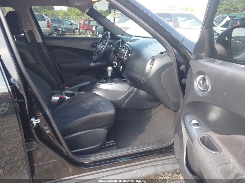 2017 Nissan Juke VIN JN8AF5MR9HT706133 IAAI salvage auction — REAR END, Salvage (Kentucky), sold $25 on 2026-09-07 (photo 5)