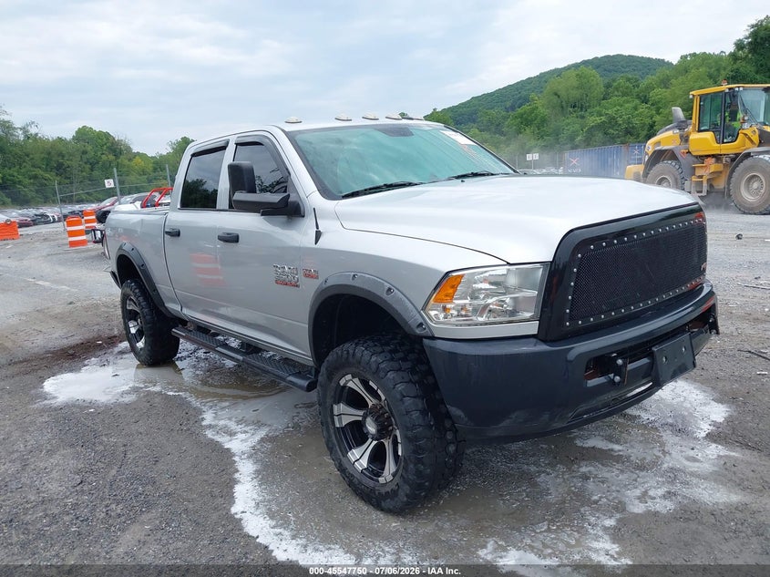 2018 Ram 2500 VIN 3C6UR5CJ1JG313345 IAAI salvage auction — REAR END, Salvage Title, sold $9,700 on 2026-07-28 (photo 1)