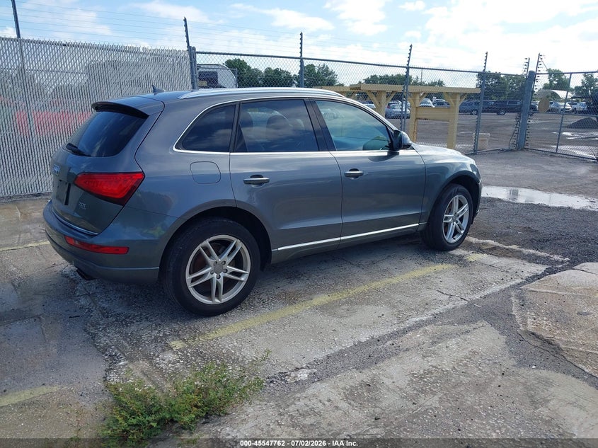 2016 Audi Q5 VIN WA1L2AFP1GA063477 IAAI salvage auction — ENGINE DAMAGE, Clear (Indiana), sold $1,850 on 2026-07-08 (photo 4)
