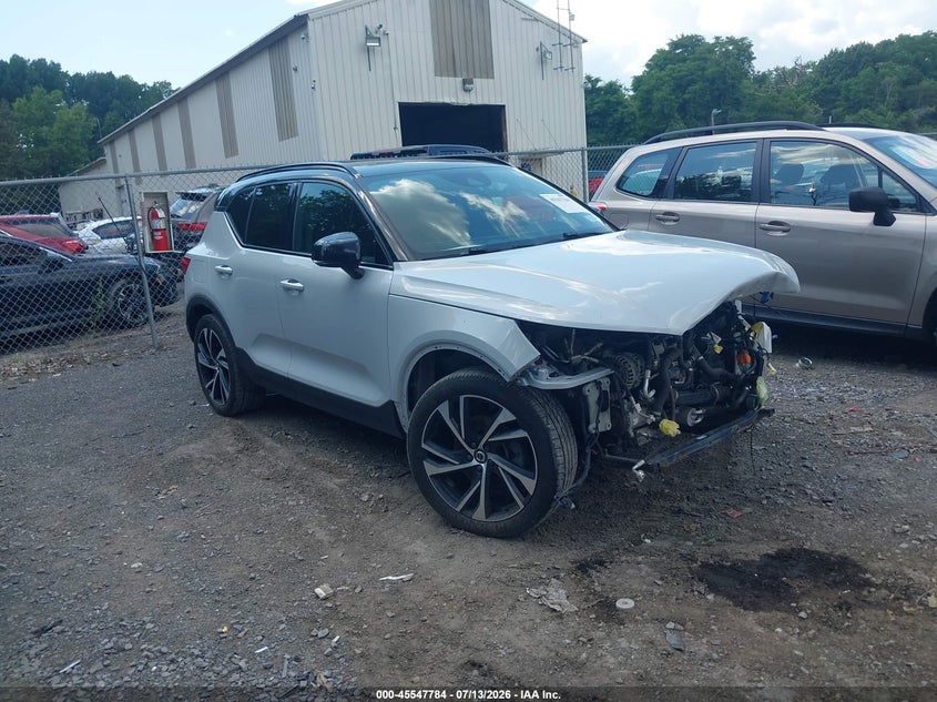 2021 Volvo Xc40 VIN YV4162UMXM2436289 IAAI salvage auction — FRONT END, Mv-907A (New York), sold $2,850 on 2026-07-28 (photo 1)