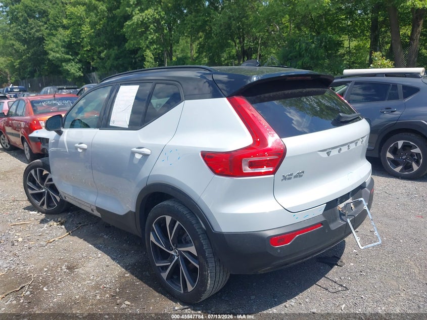 2021 Volvo Xc40 VIN YV4162UMXM2436289 IAAI salvage auction — FRONT END, Mv-907A (New York), sold $2,850 on 2026-07-28 (photo 3)