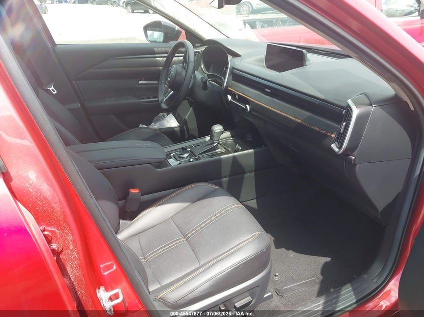 2025 Mazda Cx-50 VIN 7MMVAADWXSN110521 IAAI salvage auction — REAR END, Salvage Title, sold $14,200 on 2026-08-21 (photo 5)
