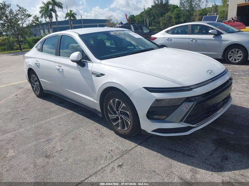 2026 Hyundai Sonata hybrid VIN KMHL24JJ6TA168712 IAAI salvage auction — LEFT FRONT, Enterprise Vehicles Clear Only (Florida), sold $16,900 on 2026-07-09 (photo 1)