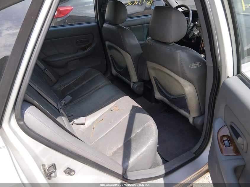 2005 Hyundai Elantra VIN KMHDN56D95U145169 IAAI salvage auction — NORMAL WEAR, Clear (Indiana), sold $325 on 2026-07-15 (photo 8)